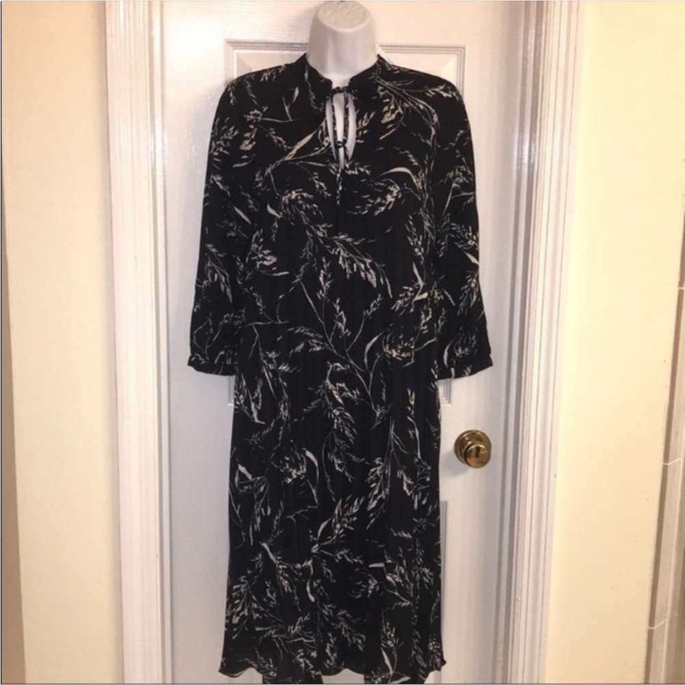 💜FirmPrice💜 H&M pleated wrap dress - Picture 5 of 11